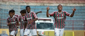 Diniz reduz elenco do Fluminense, e cinco atletas que se apresentaram procuram clube