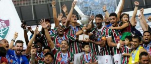 Gripe tira Bruno Silva de treino, e Diniz testa time do Fluminense sem jogadores não regularizados