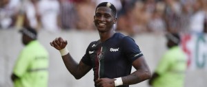 Análise: nervoso Fluminense aceita marcação do Flamengo, e Diniz precisa achar alternativa