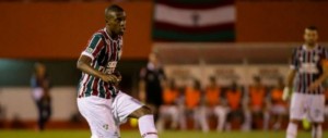 Em preparação para voltar no segundo semestre, Frazan renova contrato com Fluminense até 2022