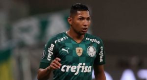 Rony é líder no ranking geral de impedimentos do Brasileirão e na Libertadores