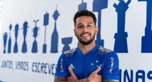 Qual é a mais bonita? Relembre todas as camisas 1 do Cruzeiro neste século