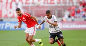 Após apostas de Sylvinho não darem certo, disputa pela vaga do lesionado Willian segue aberta no Corinthians