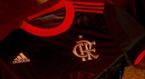 Adidas dando adeus ao Flamengo? Saiba até quando vão os contratos de fornecedoras com clubes do Brasil