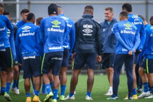 Grêmio torce contra rivais, mas não poderá sair do Z4 neste fim de semana